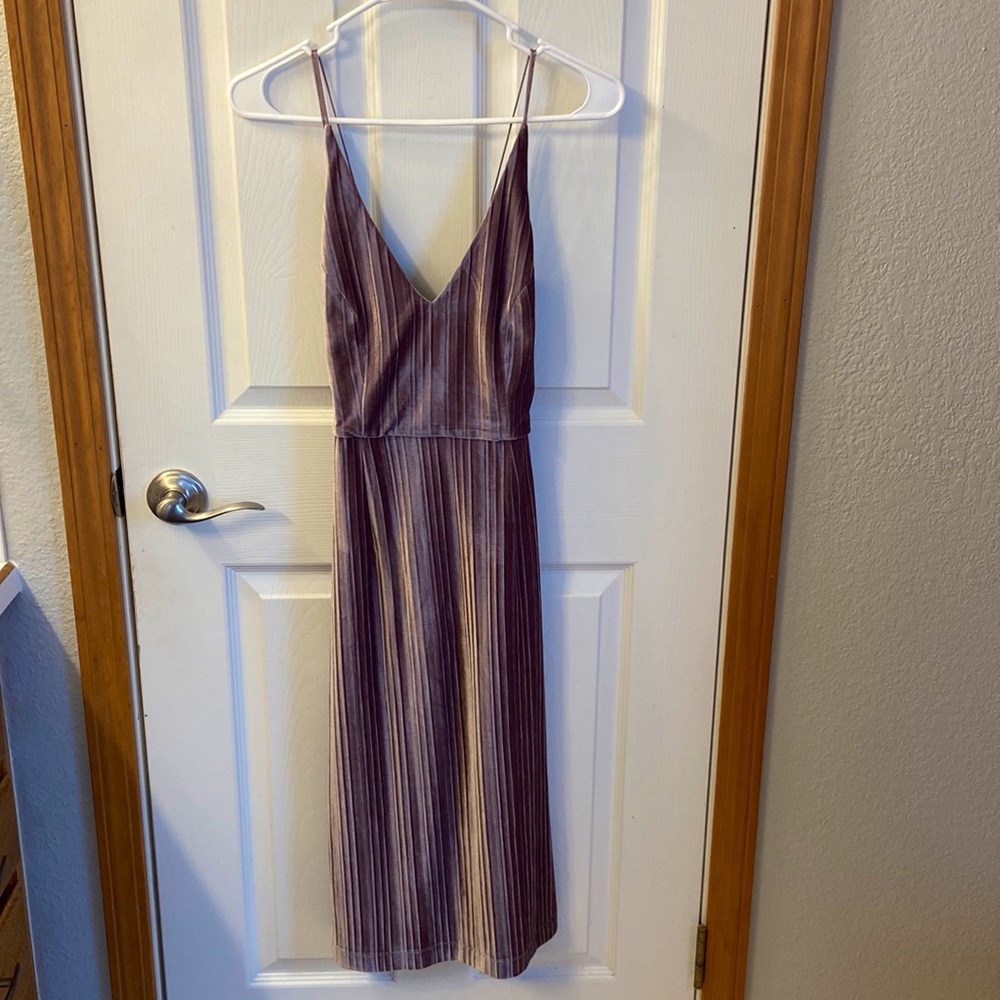 NWOT velvet midi dress.